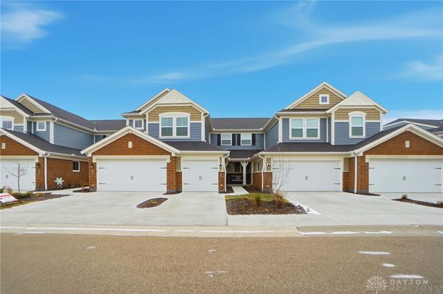 4381 Waters Edge Lane, Lebanon, OH 45036