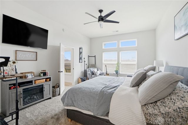 4381 Waters Edge Lane, Lebanon, OH 45036