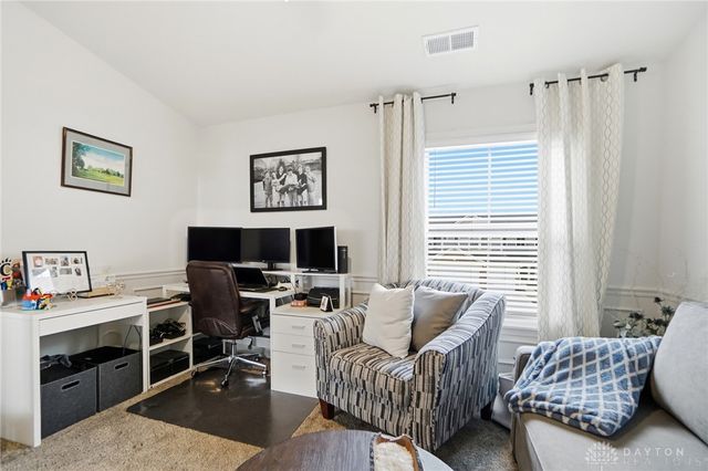 4381 Waters Edge Lane, Lebanon, OH 45036