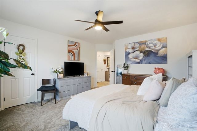 4381 Waters Edge Lane, Lebanon, OH 45036