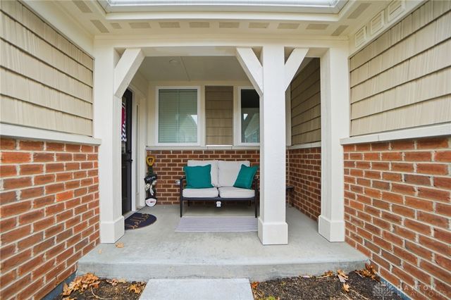 4381 Waters Edge Lane, Lebanon, OH 45036