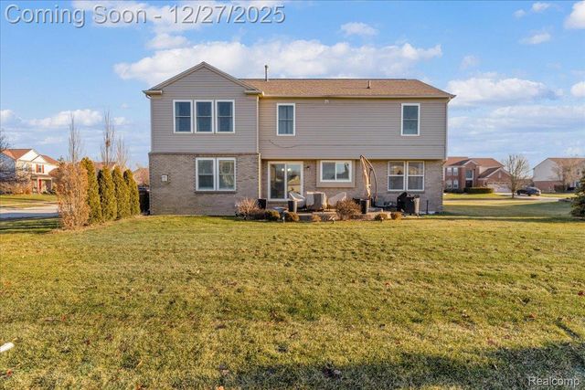 4763 Sherwood Circle, Canton Charter Township, MI 48188