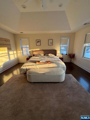 94 Park Avenue, Cresskill, NJ 07626