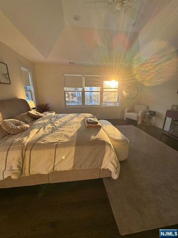 94 Park Avenue, Cresskill, NJ 07626