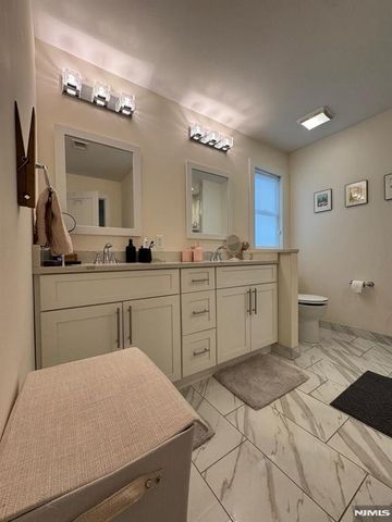 94 Park Avenue, Cresskill, NJ 07626