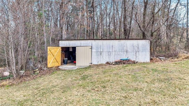 286 Pike Road, Moravian Falls, NC 28654