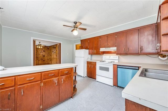 286 Pike Road, Moravian Falls, NC 28654