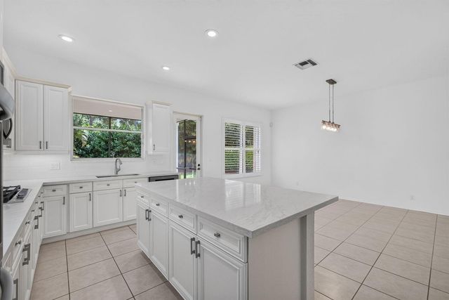 235 Via Condado Way, Palm Beach Gardens, FL 33418