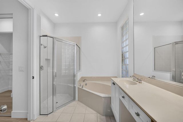 235 Via Condado Way, Palm Beach Gardens, FL 33418