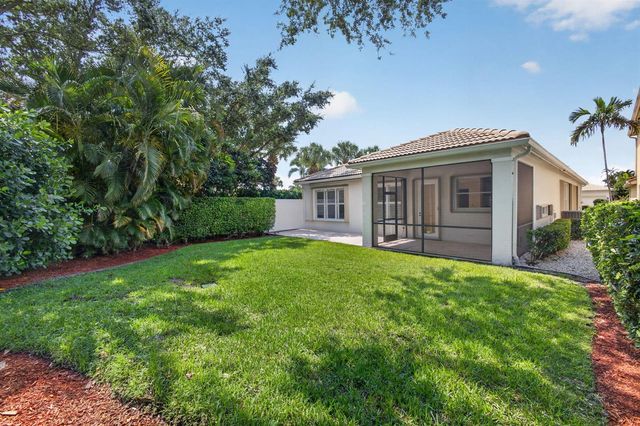 235 Via Condado Way, Palm Beach Gardens, FL 33418