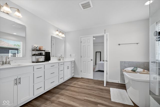 4984 Amber Crest Drive, Brownsburg, IN 46112