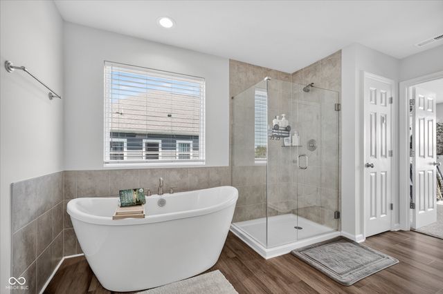 4984 Amber Crest Drive, Brownsburg, IN 46112