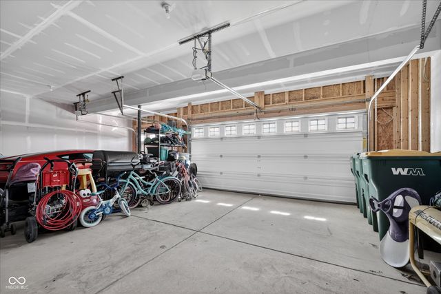 4984 Amber Crest Drive, Brownsburg, IN 46112