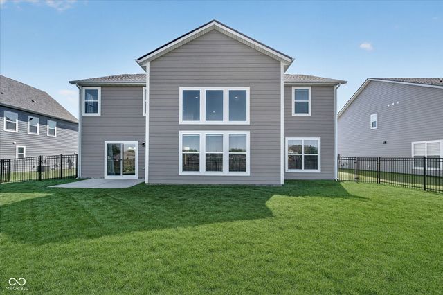4984 Amber Crest Drive, Brownsburg, IN 46112