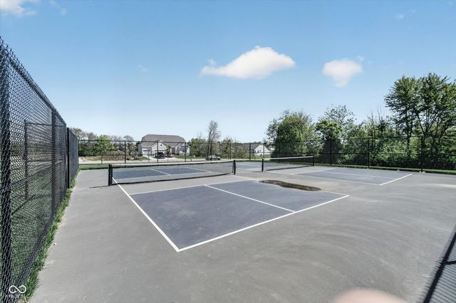 4984 Amber Crest Drive, Brownsburg, IN 46112