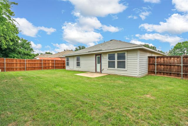 2205 Lookout Lane, Denton, TX 76207