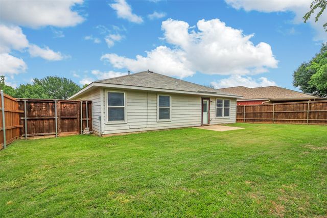 2205 Lookout Lane, Denton, TX 76207