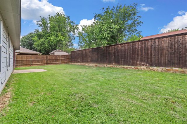 2205 Lookout Lane, Denton, TX 76207