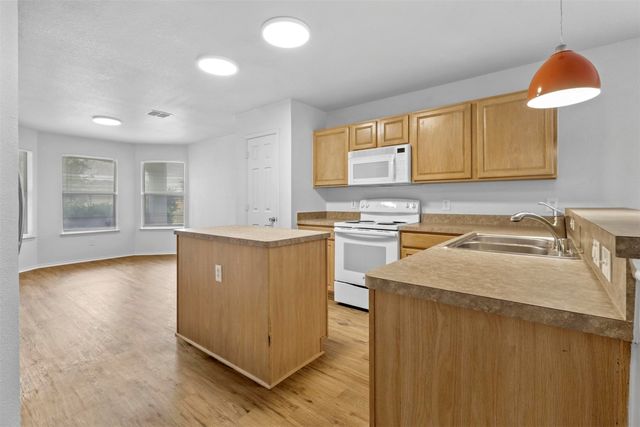 2205 Lookout Lane, Denton, TX 76207
