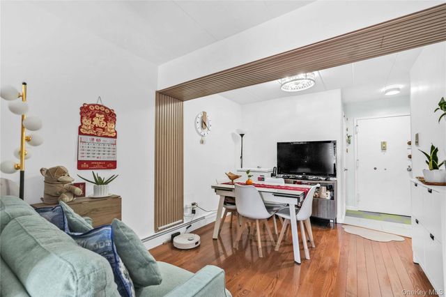 139-35 35th Avenue 6A, Flushing, NY 11354