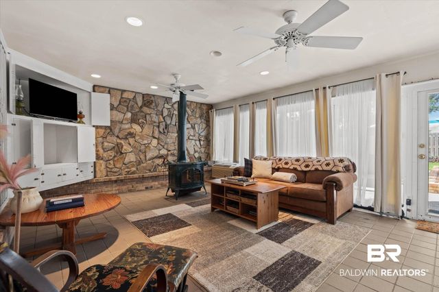7412 Wesley Court, Mobile, AL 36695