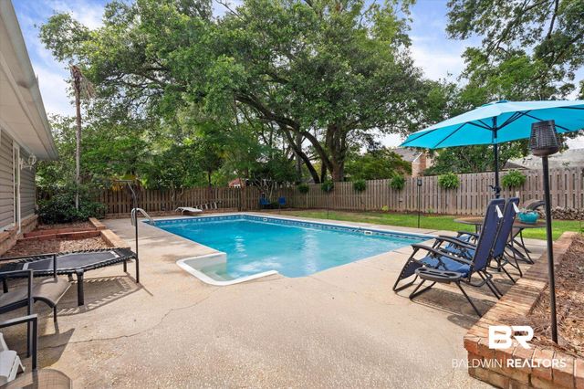 7412 Wesley Court, Mobile, AL 36695