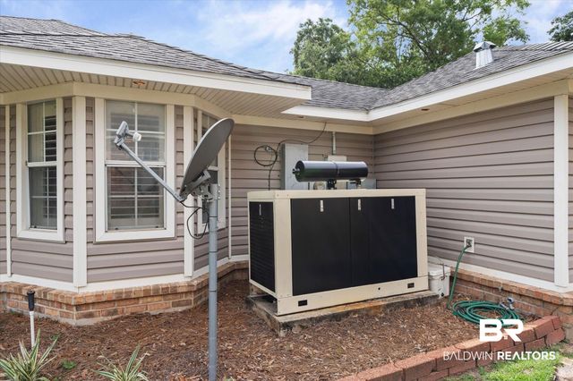 7412 Wesley Court, Mobile, AL 36695