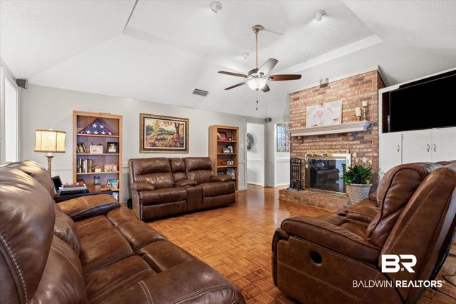 7412 Wesley Court, Mobile, AL 36695
