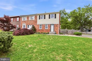 207 DRY MILL RD SW, Leesburg, VA 20175