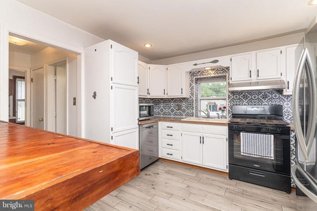 304 GARDEN AVE, Somerdale, NJ 08083