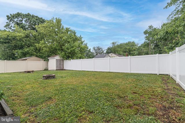 304 GARDEN AVE, Somerdale, NJ 08083