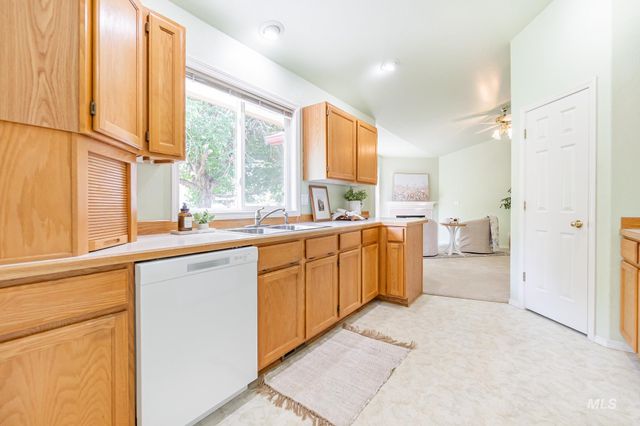 3305 Kaden Lane, Nampa, ID 83686