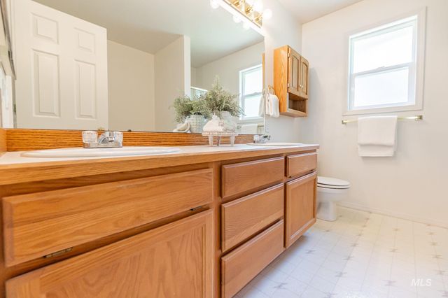 3305 Kaden Lane, Nampa, ID 83686
