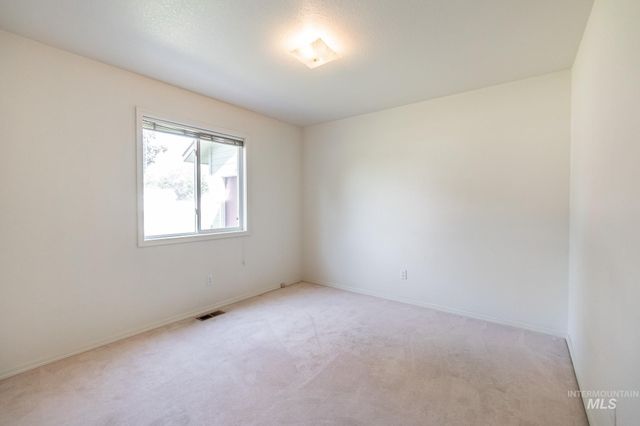 3305 Kaden Lane, Nampa, ID 83686