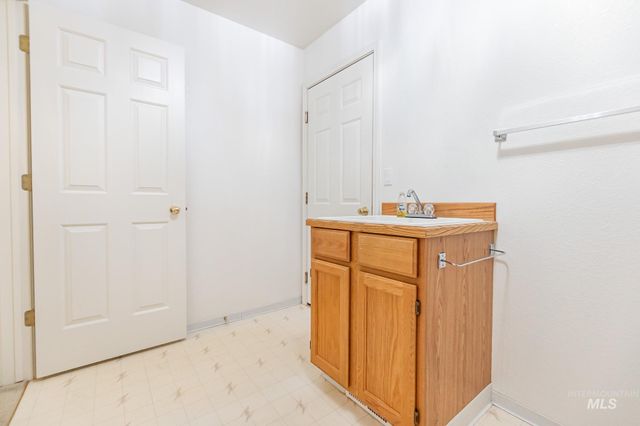 3305 Kaden Lane, Nampa, ID 83686