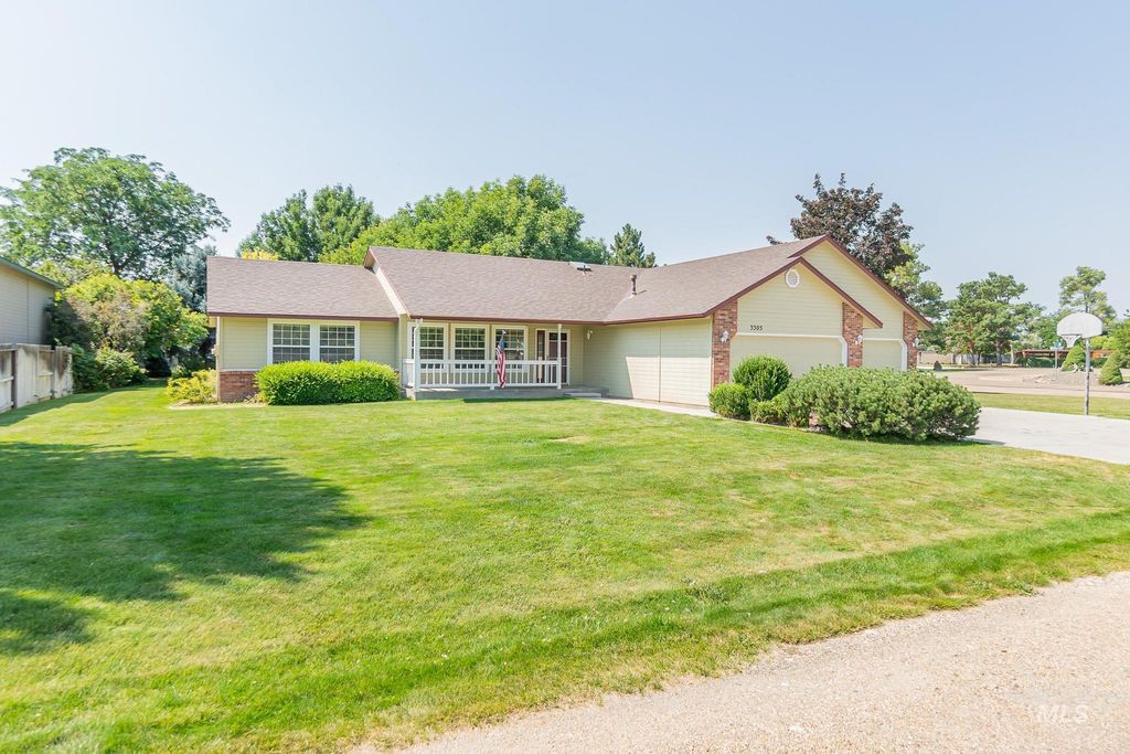 3305 Kaden Lane, Nampa, ID 83686