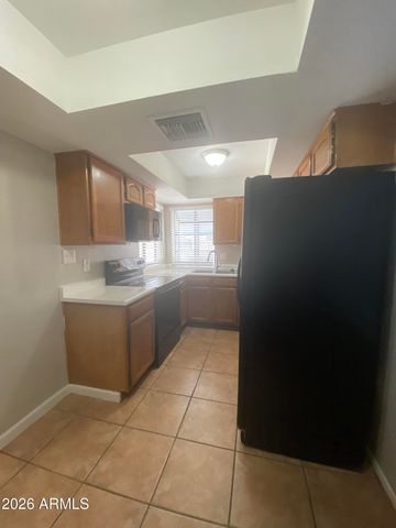 2311 E Hartford Avenue Unit 14, Phoenix, AZ 85022