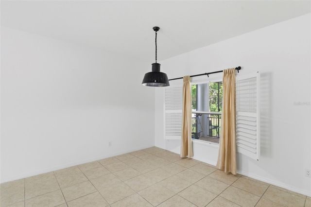 4118 WOODACRE LANE, Tampa, FL 33624