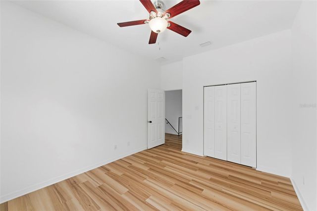 4118 WOODACRE LANE, Tampa, FL 33624