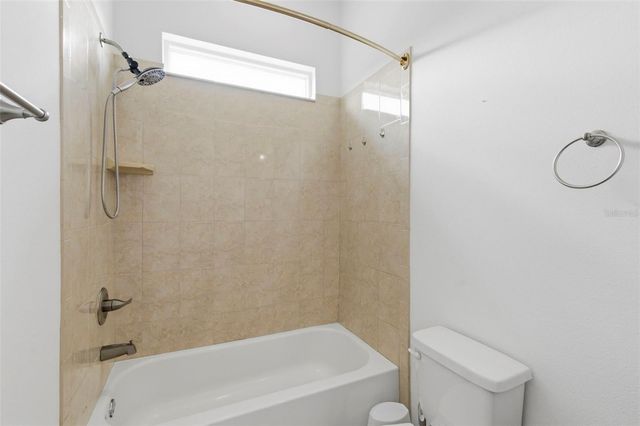 4118 WOODACRE LANE, Tampa, FL 33624