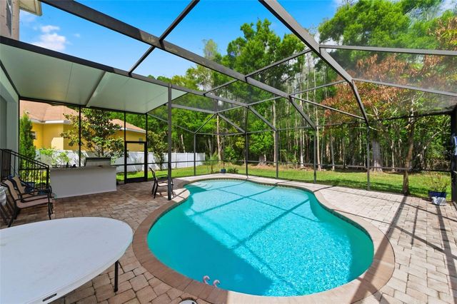 4118 WOODACRE LANE, Tampa, FL 33624