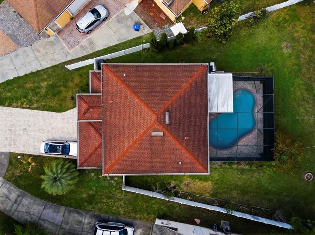 4118 WOODACRE LANE, Tampa, FL 33624