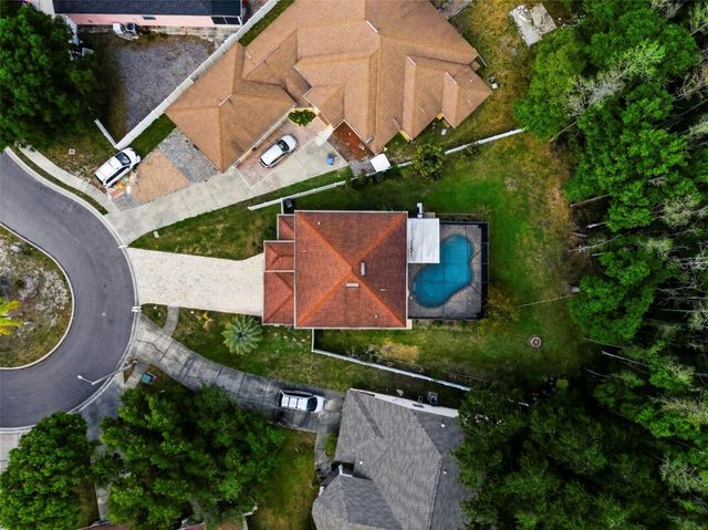 4118 WOODACRE LANE, Tampa, FL 33624