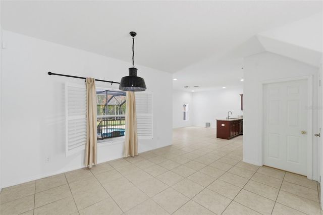 4118 WOODACRE LANE, Tampa, FL 33624