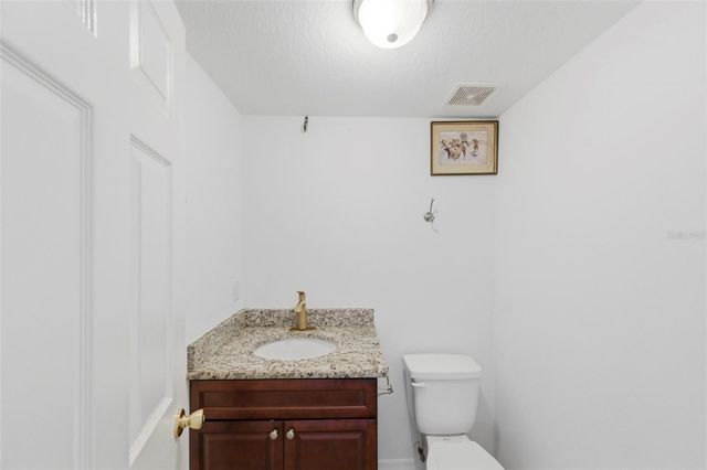 4118 WOODACRE LANE, Tampa, FL 33624