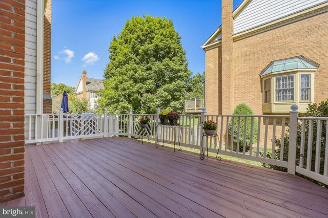 15712 CHERRY BLOSSOM LN, North Potomac, MD 20878