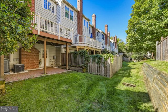 15712 CHERRY BLOSSOM LN, North Potomac, MD 20878