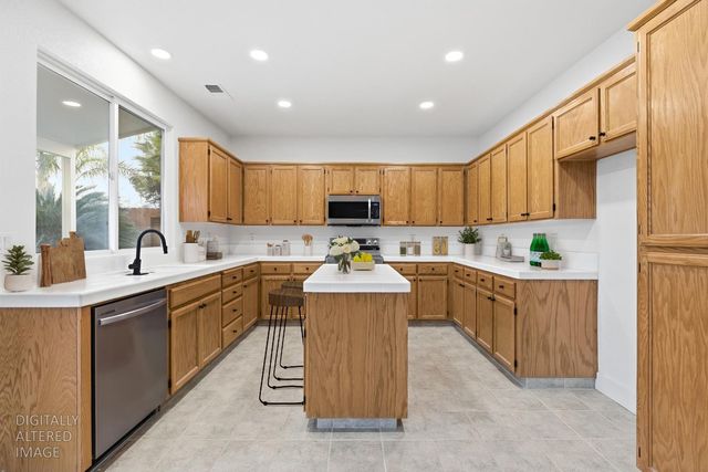 5629 Sun Glen Dr, Salida, CA 95368