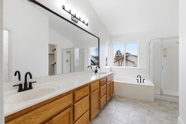 5629 Sun Glen Dr, Salida, CA 95368