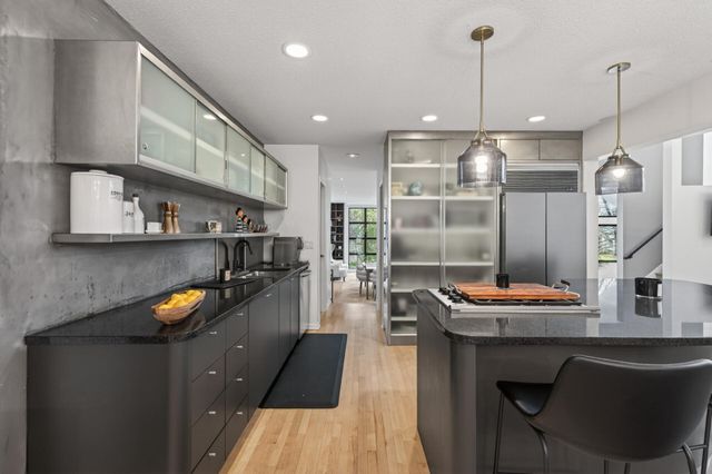 19750 Waterford Place, Excelsior, MN 55331